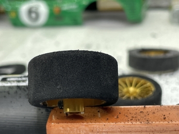 HP Slot parts  Mini tire truer _  3/32" (2,38mm) Axle